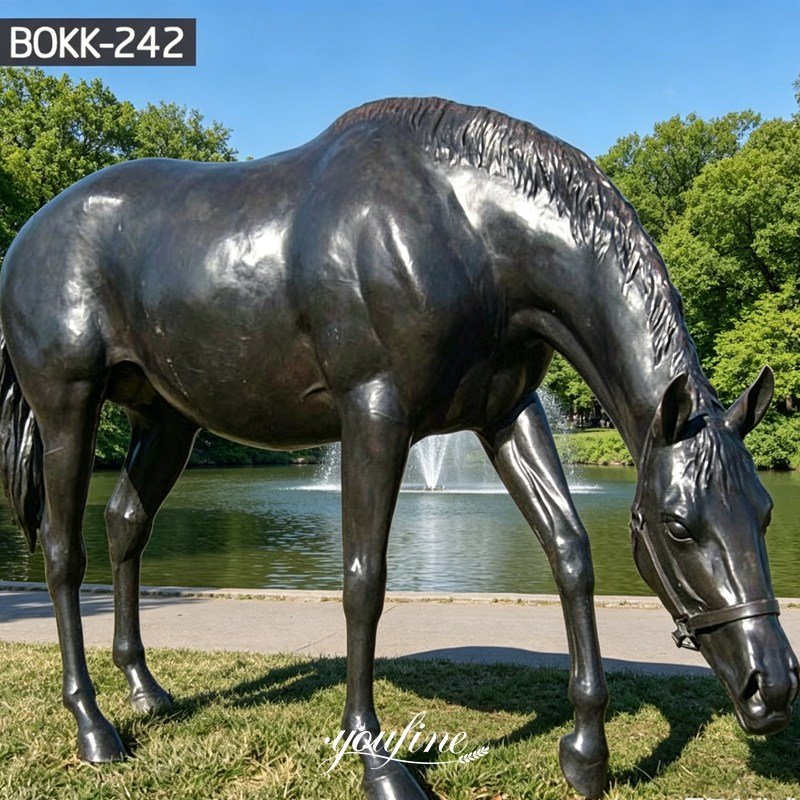 life-size horse statue for outdoor