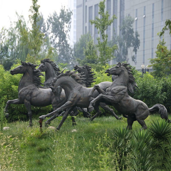 Bronze Running Horse Sculpture for Outdoor Decoration-M-106