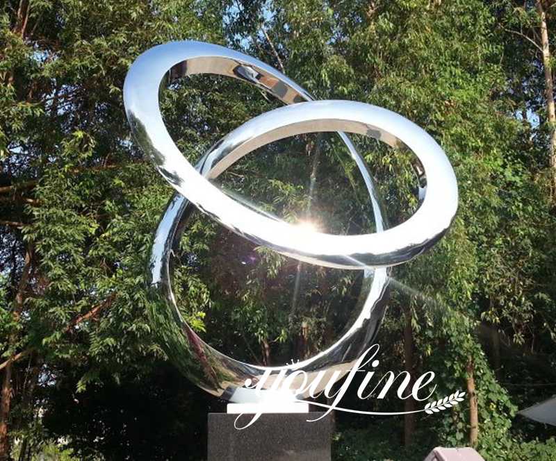 outdoor-sculpture-stainless-steel