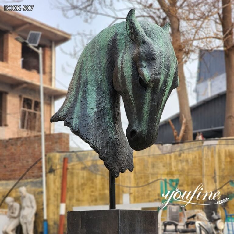 large horse statue outdoor