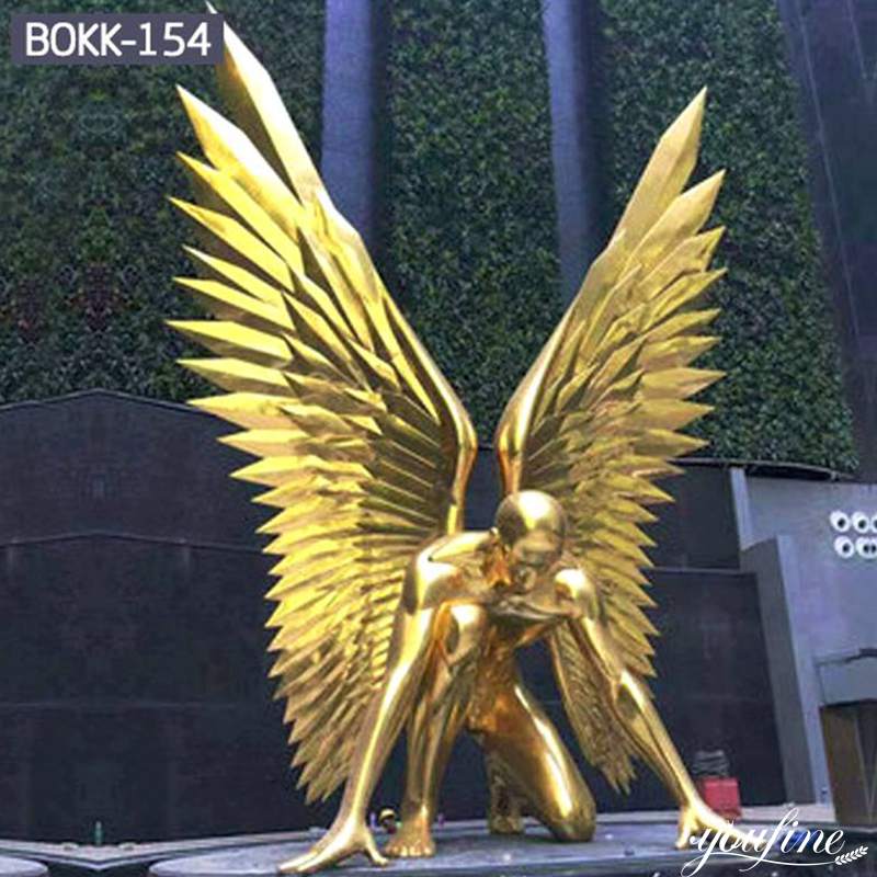 Gold Life Size Bronze Winged Man Statue Modern Art Decor factory supplier