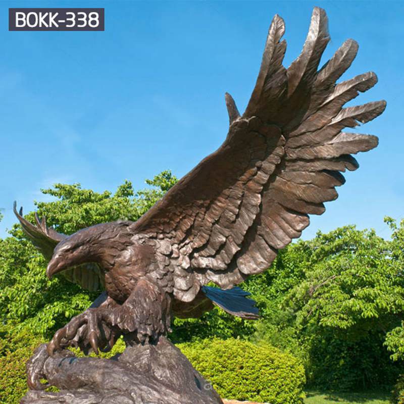 Large Outdoor Casting Bronze Eagle Statue for Garden Factory Supplier  BOKK-338