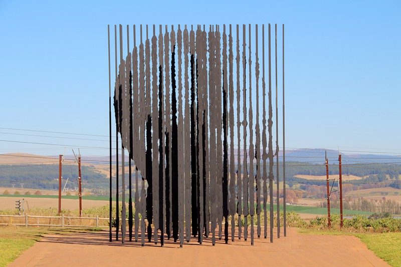 Nelson Mandela-YouFine Sculpture