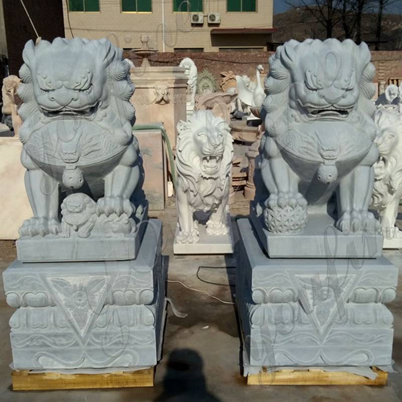 meaning of lion statues in front of house-YouFine Sculpture