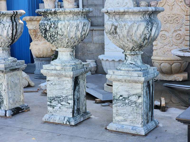 marble flower pots (1)