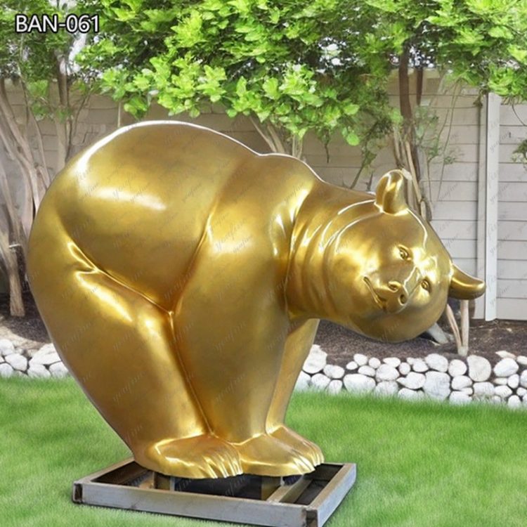 Decorative Golden Bronze Bear Statue for Sale