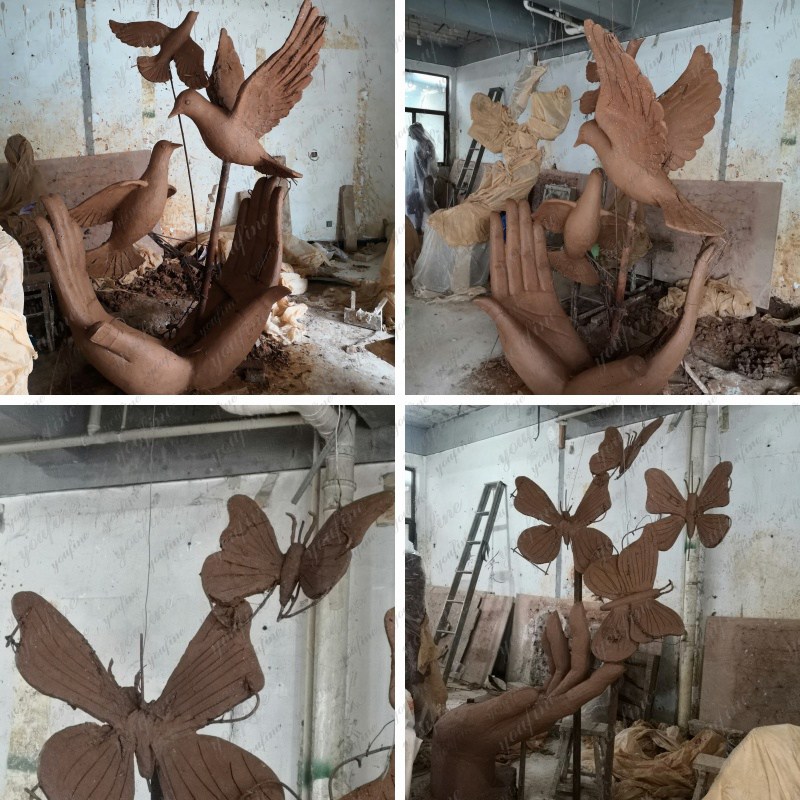 hand sculpture clay mold