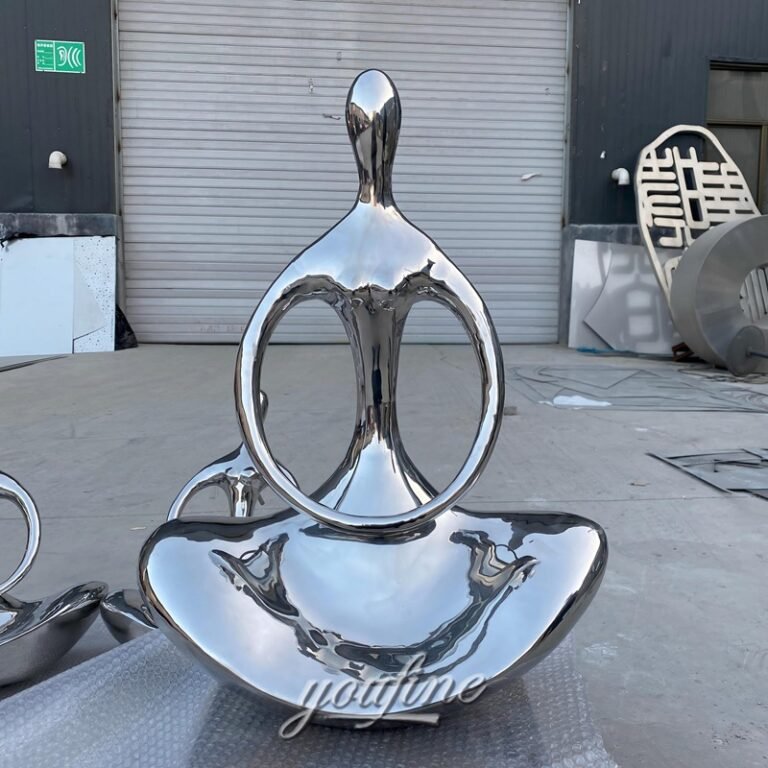 Mirror-Polish metal sculpture1